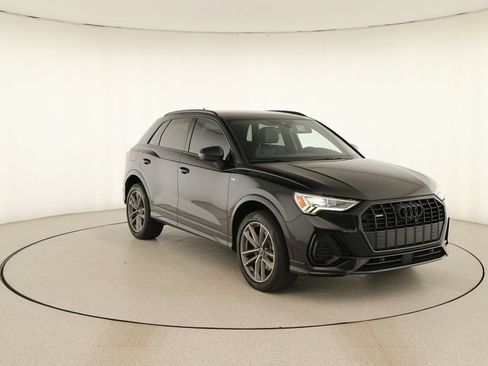Used 2022 Audi Q3 2.0T Premium Plus AWD/4WD image 10