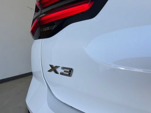 Used 2024 BMW X3 sDrive30i w/ Convenience Package RWD image 43