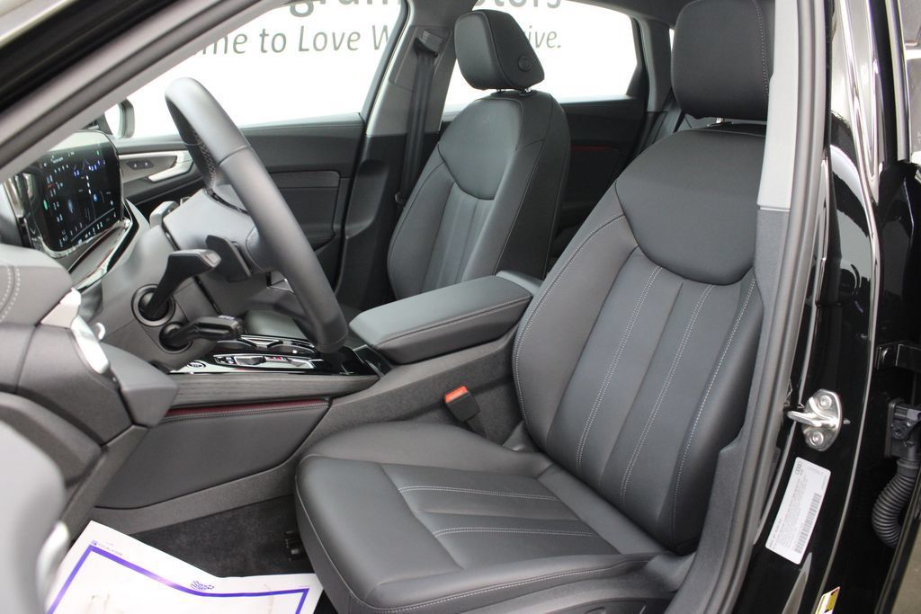 Used 2025 Audi A5 2.0T Premium Plus w/ Premium Plus AWD/4WD image 16