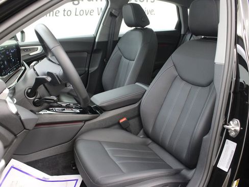 Used 2025 Audi A5 2.0T Premium Plus w/ Premium Plus AWD/4WD image 16