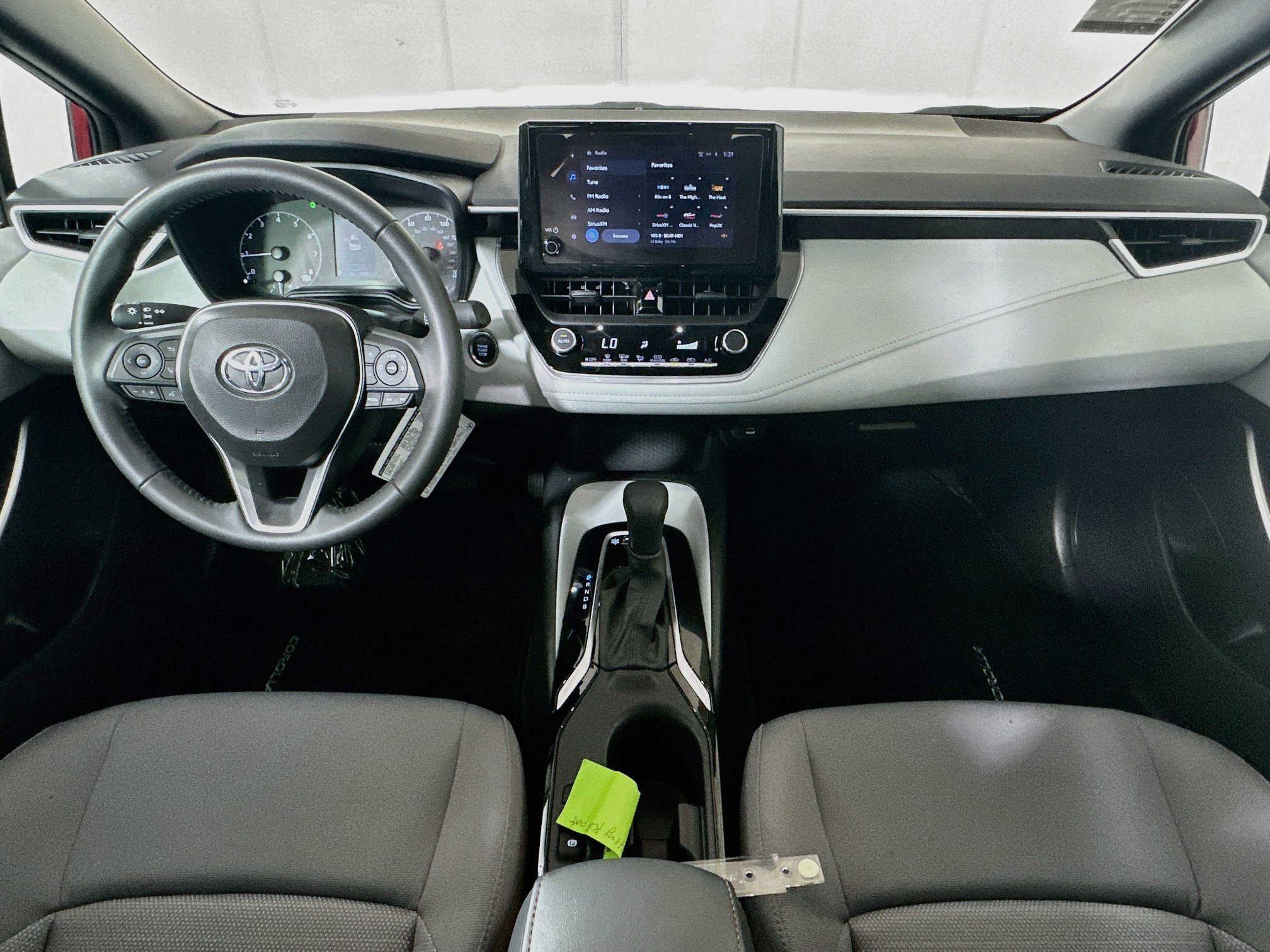 Used 2024 Toyota Corolla SE FWD image 27