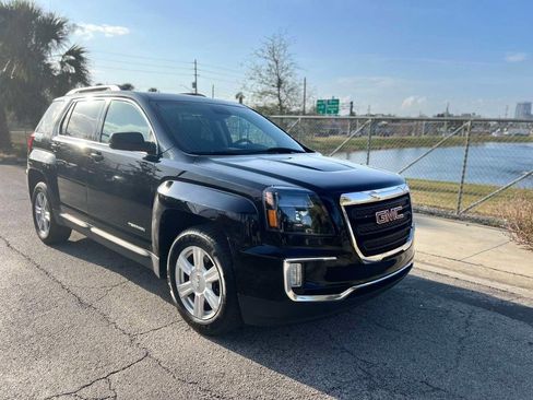 Used 2016 GMC Terrain SLE w/ Convenience Package image 4