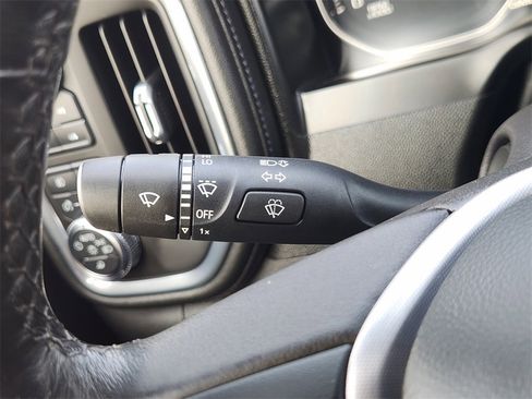 Used 2021 GMC Sierra 1500 SLT image 26