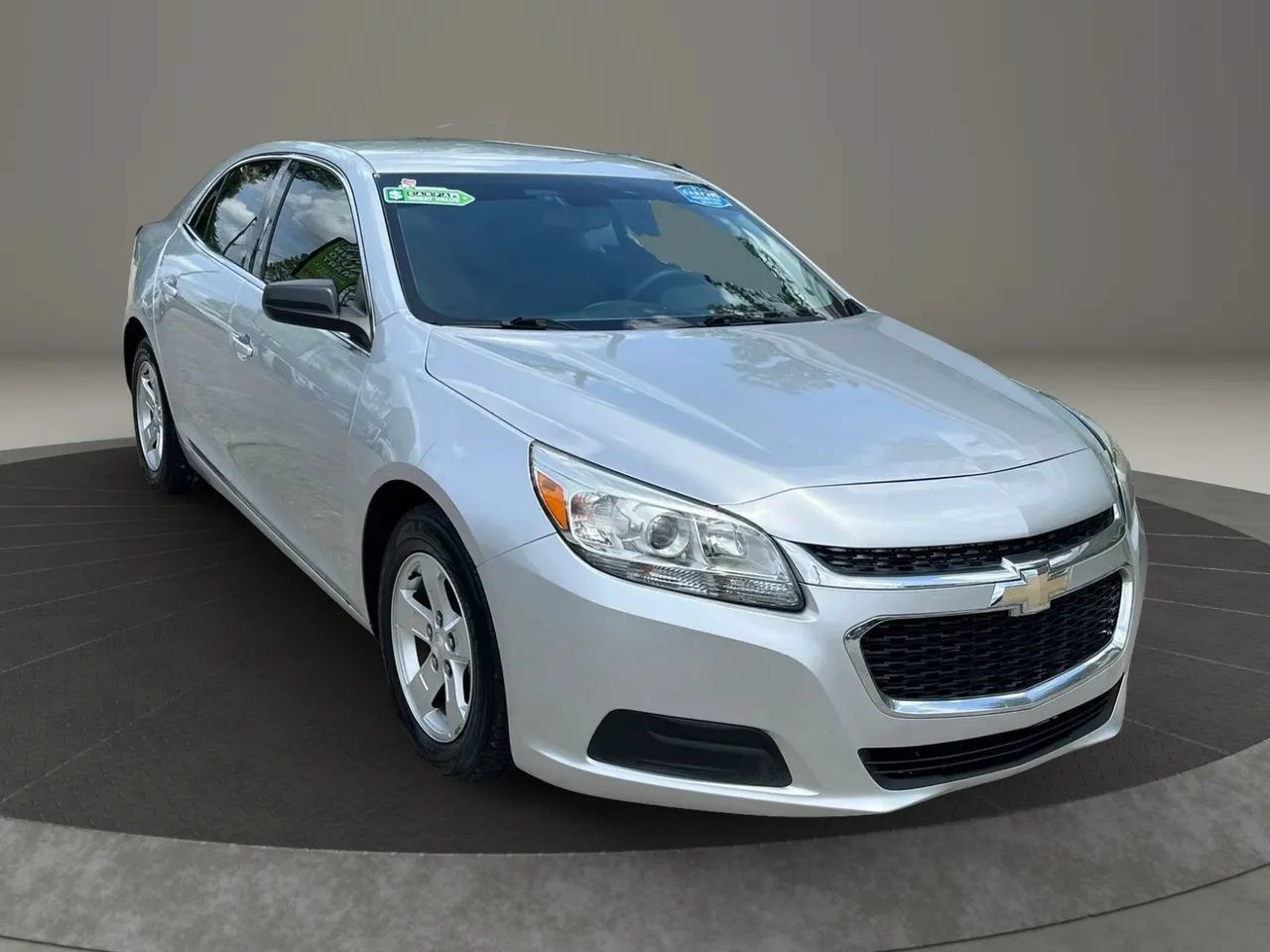 Used 2015 Chevrolet Malibu LS FWD image 1