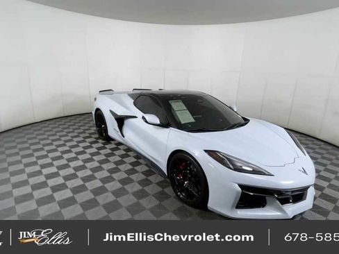Used 2024 Chevrolet Corvette Z06 w/ Battery Protection Package image 2
