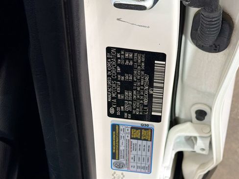 Used 2021 Kia Seltos S AWD/4WD image 31