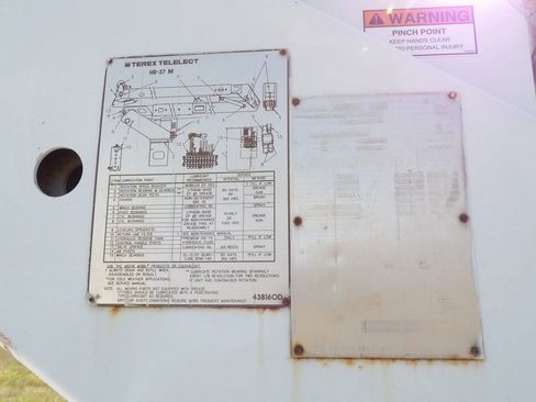 Used 2007 Ford F550 2WD Regular Cab Super Duty image 27