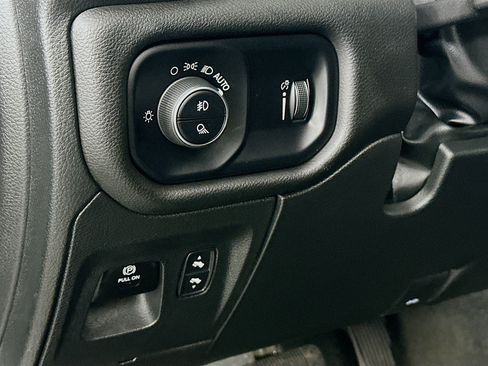 Used 2024 RAM 1500 Lone Star AWD/4WD image 16