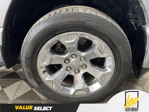 Used 2019 RAM 1500 Big Horn AWD/4WD image 11