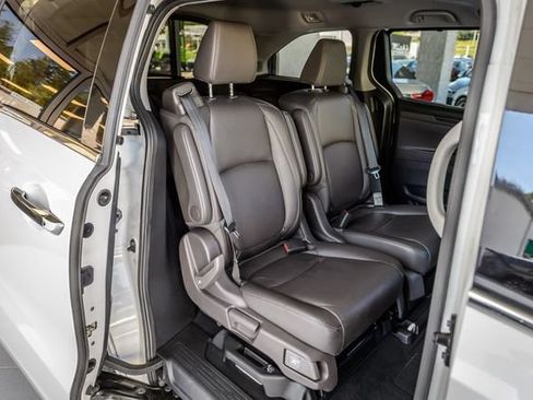 Used 2020 Honda Odyssey Elite image 24