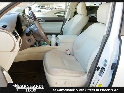 Used 2018 Lexus GX 460 Premium w/ Premium Package image 2