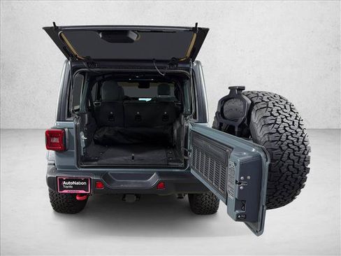 Used 2024 Jeep Wrangler Unlimited Rubicon w/ XTREMEE 35" Tire Package AWD/4WD image 19