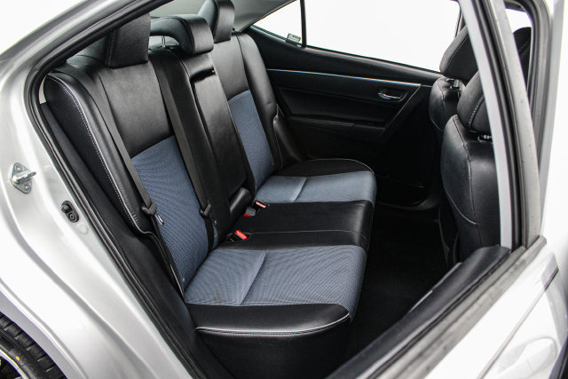 Used 2015 Toyota Corolla S FWD image 16