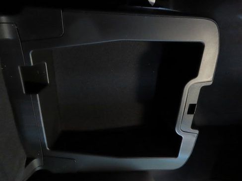 Used 2023 Chevrolet Silverado 1500 LT image 29