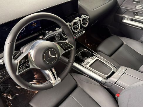 Used 2026 Mercedes-Benz GLA 250 image 9
