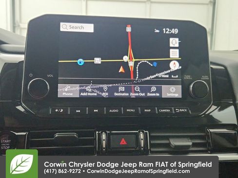 Used 2025 Nissan Pathfinder SL image 26