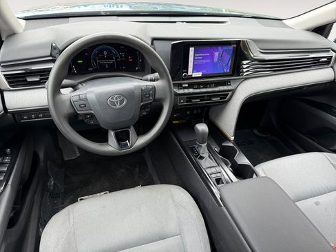 Used 2026 Toyota Camry LE FWD image 15