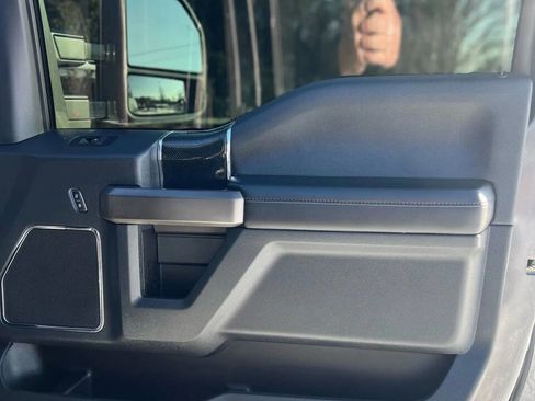 Used 2022 Ford F450 Platinum w/ FX4 Off-Road Package image 23