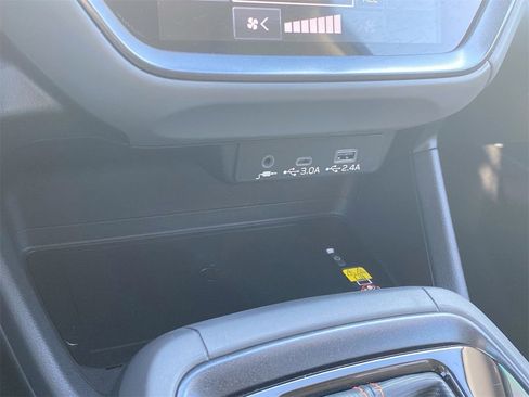 New 2025 Subaru Crosstrek 2.5i Limited w/ Popular Package #3A image 24