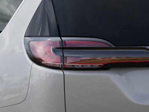 New 2026 Chrysler Pacifica Pinnacle w/ Trailer Tow Group FWD image 9