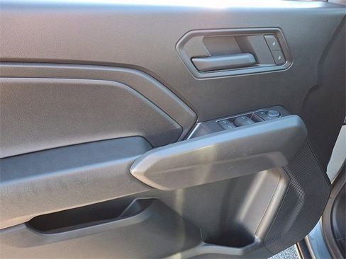 Used 2025 Chevrolet Colorado W/T w/ Advanced Trailering Package image 12