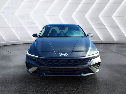 Used 2025 Hyundai Elantra Blue w/ Cargo Package image 8