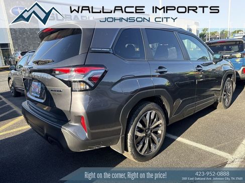 New 2026 Subaru Forester Touring AWD/4WD image 4