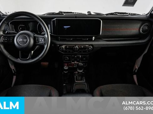Used 2025 Jeep Wrangler Unlimited Rubicon AWD/4WD image 22