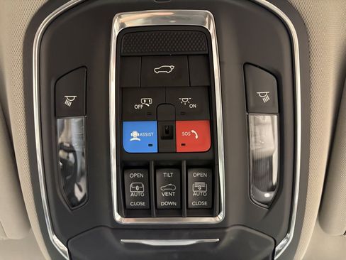 Used 2022 Jeep Wagoneer Series I w/ Convenience Group I image 30