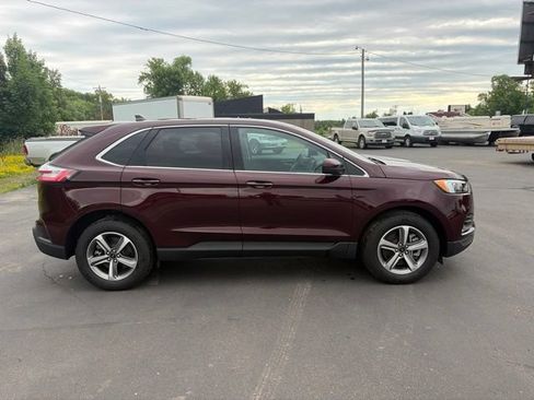 Used 2024 Ford Edge SEL w/ Convenience Package AWD/4WD image 4