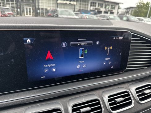 Used 2024 Mercedes-Benz GLE 350 4MATIC image 18