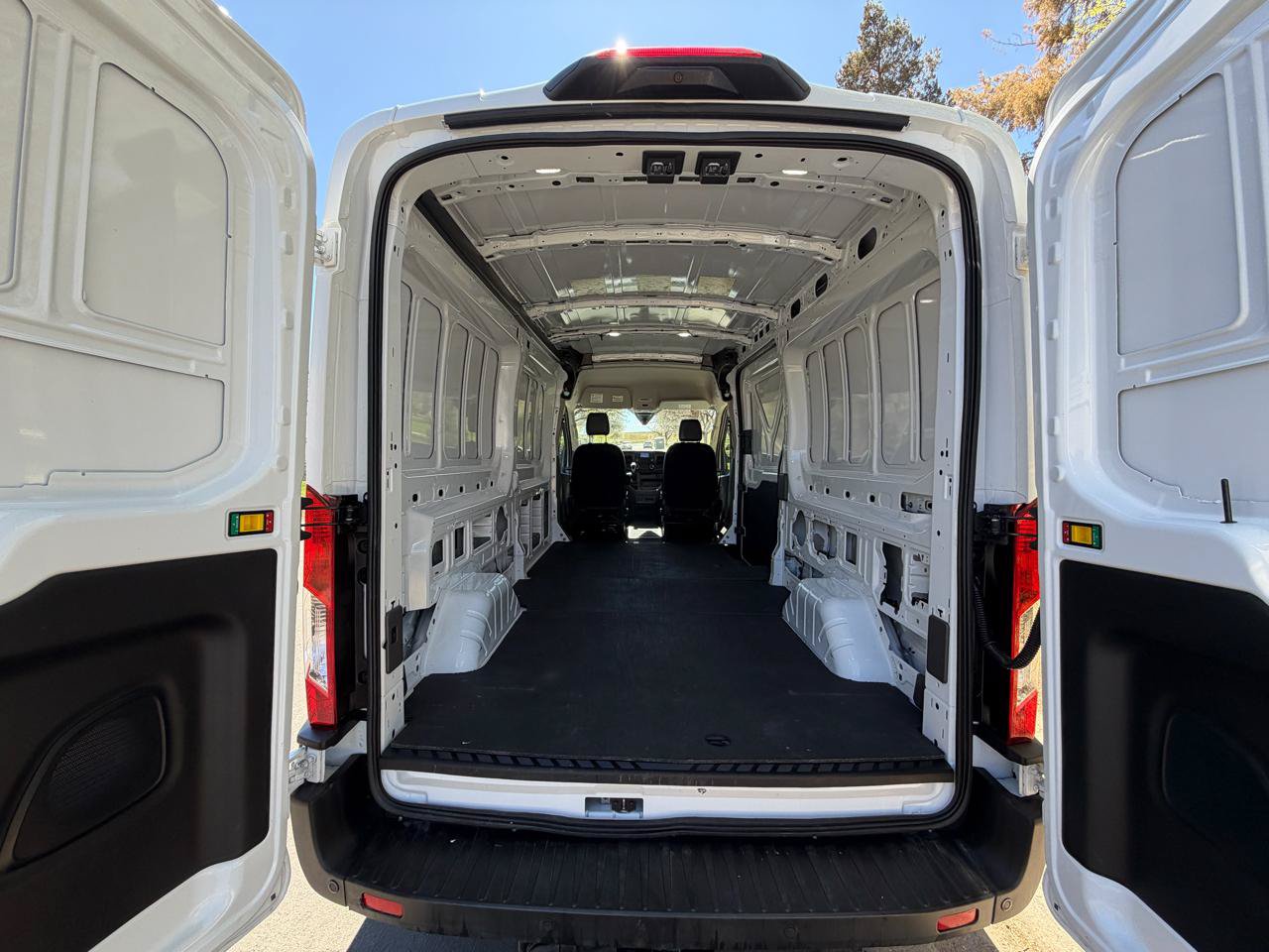 Used 2024 Ford Transit 250 148 Medium Roof Extended AWD image 16