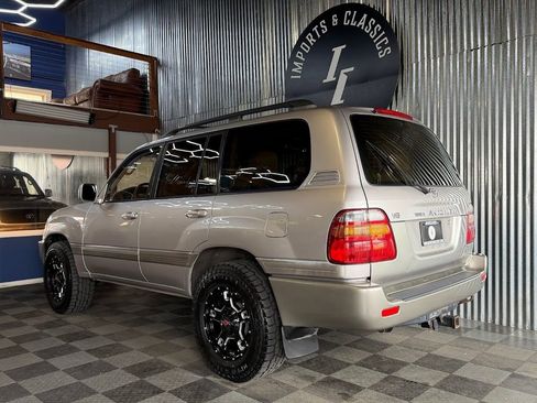 Used 2000 Toyota Land Cruiser AWD/4WD image 4