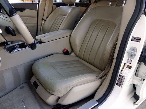 Used 2014 Mercedes-Benz CLS 550 4MATIC image 6