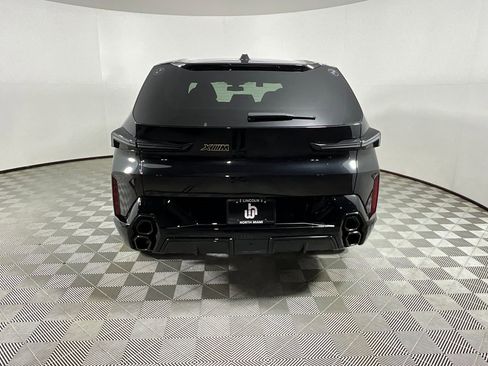 Used 2025 BMW XM image 8