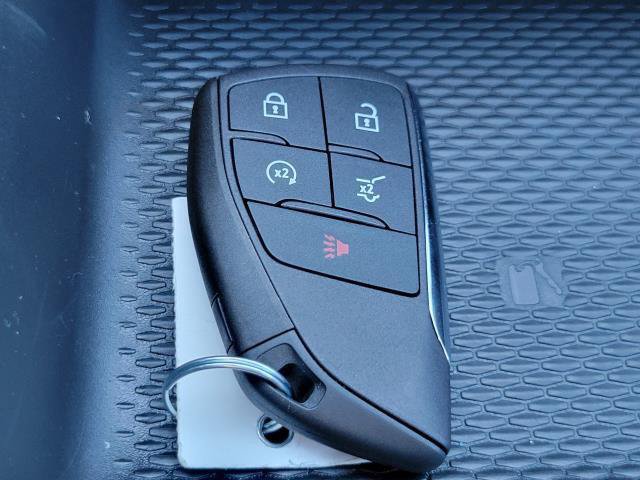 New 2027 GMC Terrain AT4 w/ Convenience Package III AWD/4WD image 28