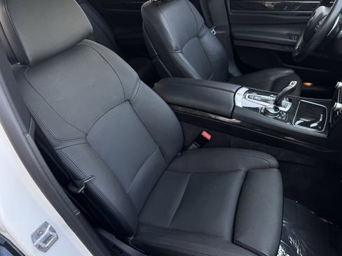 Used 2014 BMW 740i image 26