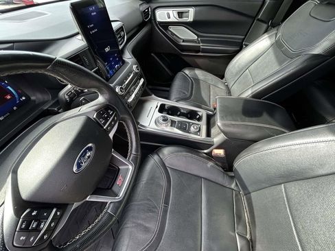 Used 2020 Ford Explorer ST w/ Premium Technology Package image 10