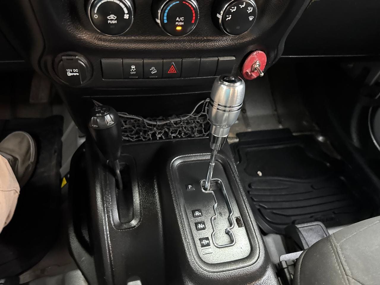 Used 2015 Jeep Wrangler Sport AWD/4WD image 22