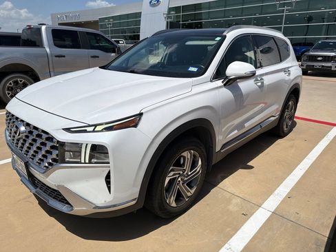 Used 2022 Hyundai Santa Fe SEL w/ Convenience + Premium Package FWD image 3