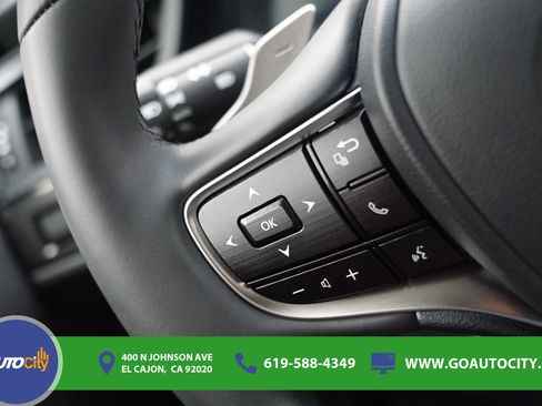 Used 2024 Lexus ES 300h w/ Premium Package FWD image 19