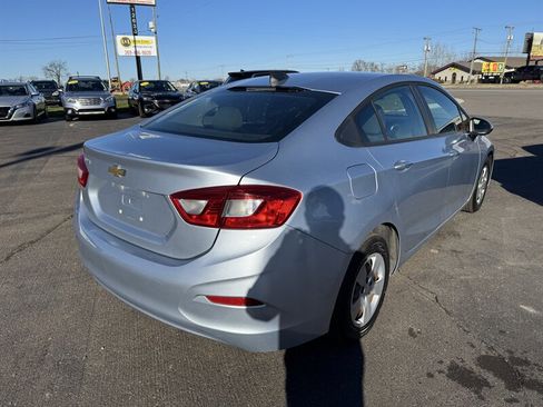 Used 2018 Chevrolet Cruze LS w/ LS Fleet Convenience Package image 3