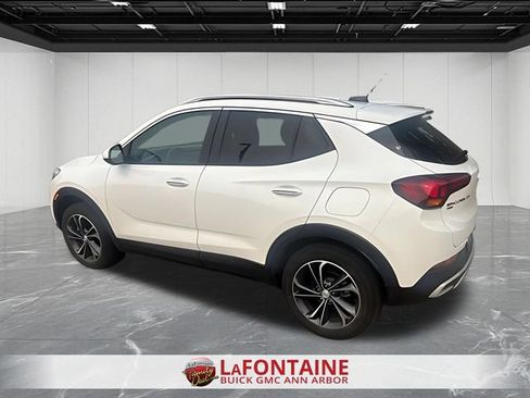 Used 2023 Buick Encore GX Select w/ Safety Package II AWD/4WD image 8
