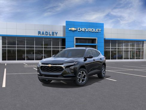 New 2026 Chevrolet Trax LT FWD image 8