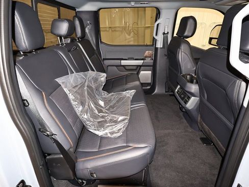 New 2026 Ford F350 Lariat w/ Black Appearance Package image 15