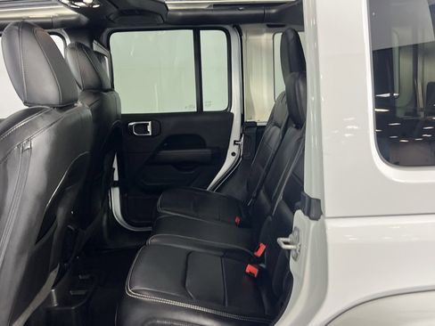 Used 2023 Jeep Wrangler Sahara w/ Cold Weather Group image 28