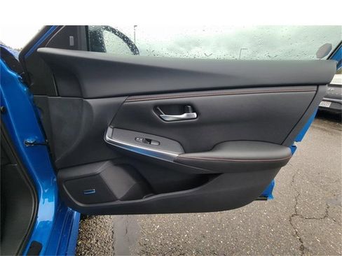 New 2025 Nissan Sentra SR w/ SR Premium Package image 10