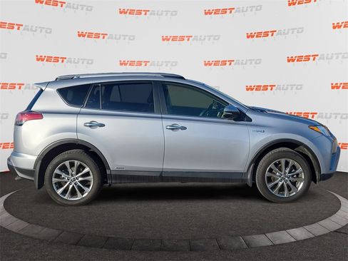 Used 2017 Toyota RAV4 Limited image 6