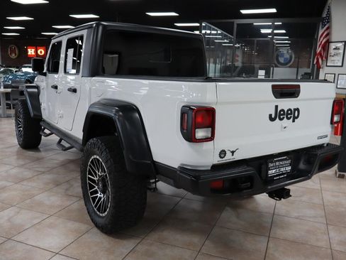 Used 2020 Jeep Gladiator Sport w/ Quick Order Package 24S AWD/4WD image 3
