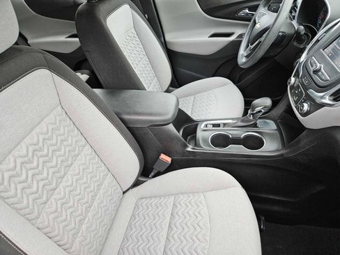 Used 2022 Chevrolet Equinox LS w/ LPO, Floor Liner Package image 13